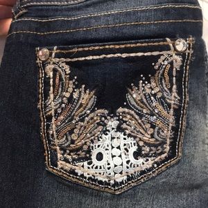 Wallflower jeans